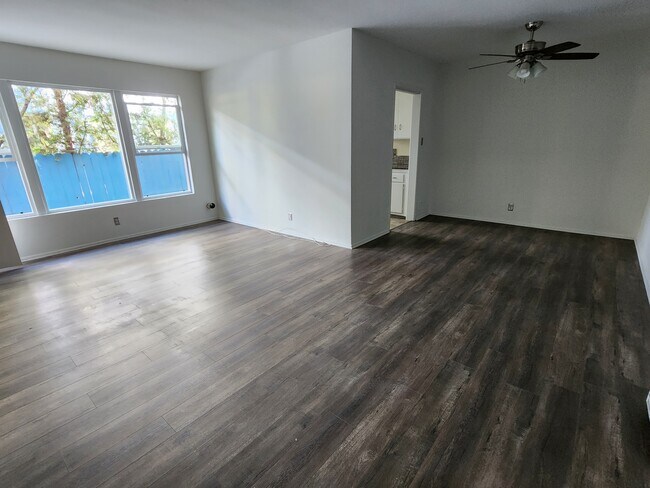 Foto del edificio - 1252 S Ogden Dr