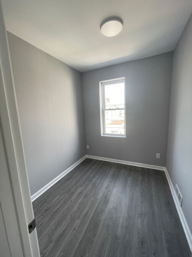 Building Photo - Anika Homes 3 Bedroom