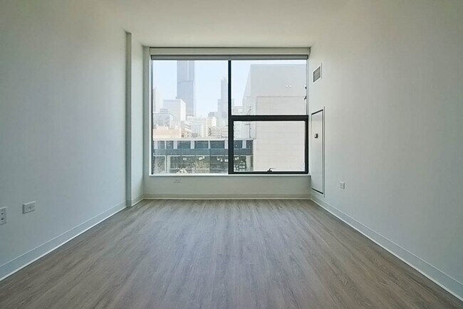 Foto del edificio - 801 W Van Buren St