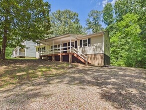 Building Photo - 3041 Clintwood Rd