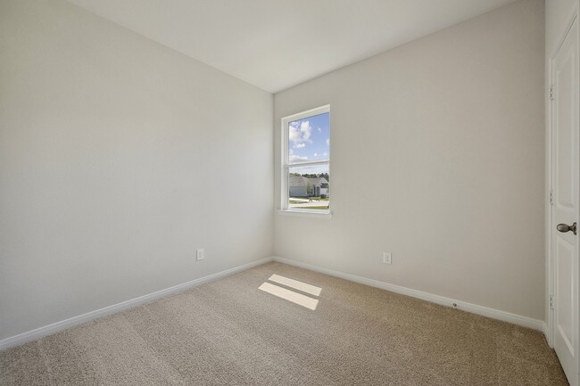 Building Photo - 10399 Red Cardinal Dr