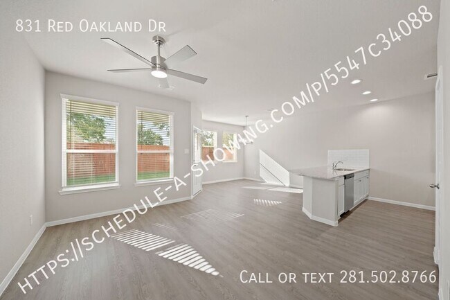 Building Photo - 831 Oakland Dr