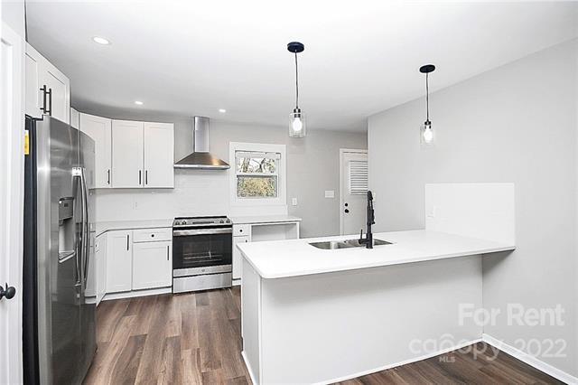 Foto del edificio - 5007 Curtiswood Dr