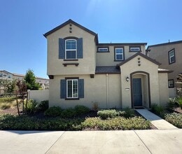 Building Photo - 2040 Brave Hawk Loop