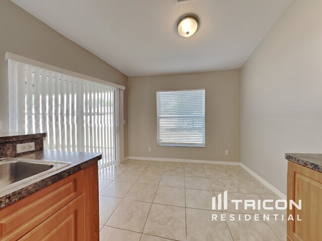 Foto del edificio - 4344 Badosa Road North Port FL