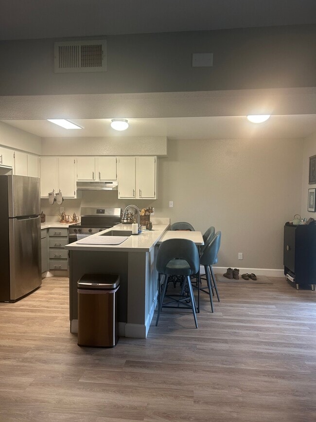 Building Photo - 4327 Orion Dr