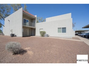 Building Photo - 2826 E Monte Cristo Ave