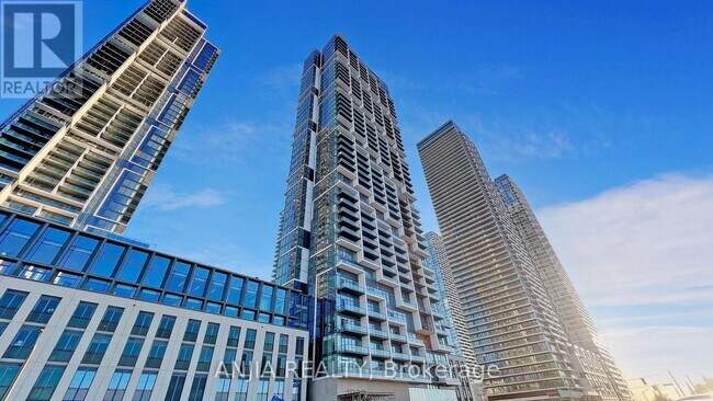 Building Photo - 1000-1000 Portage Pkwy