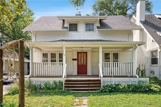 Building Photo - 1020 28th St