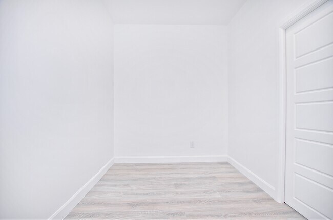 Photo du bâtiment - 8023 Rue Berri