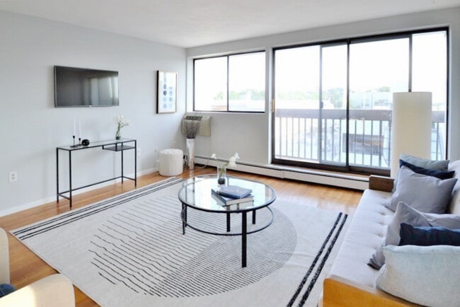 Photo - 1643 Cambridge St (Cambridge, MA) Townhome