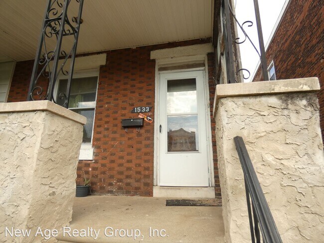 Building Photo - 3 br, 1 bath House - 1533 N Robinson Street