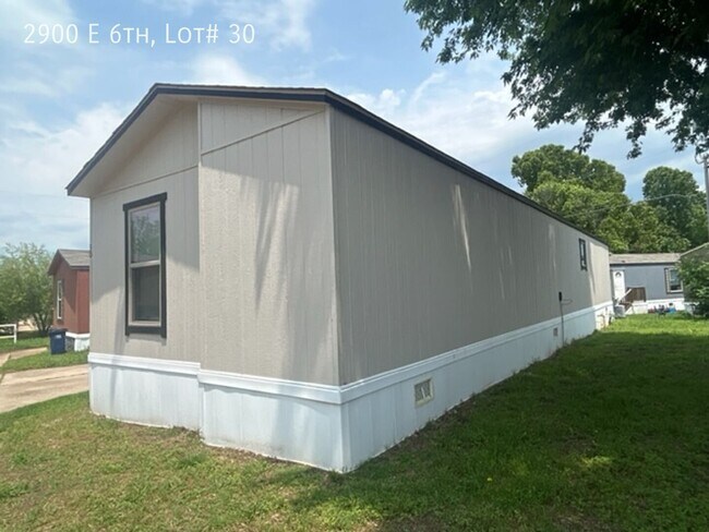 Foto del edificio - 2900 E 6th Ave