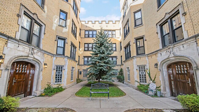 Foto del edificio - 6442 N Leavitt St