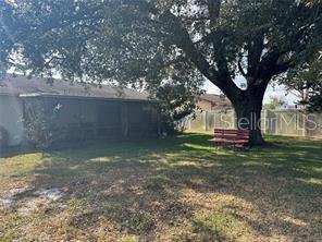 Foto del edificio - 746 Maderia Ct