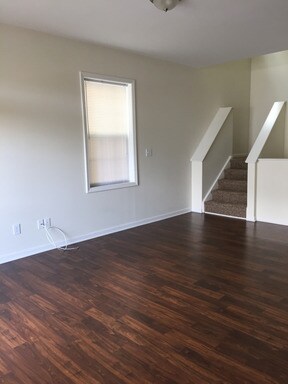 Building Photo - 1203 Admirals Walk Dr