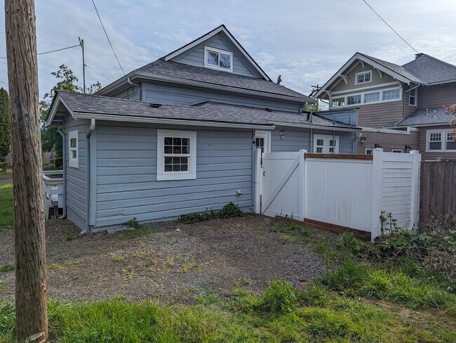 Foto del edificio - Charming Updated 1912 Salem Home! ~ Breyma...