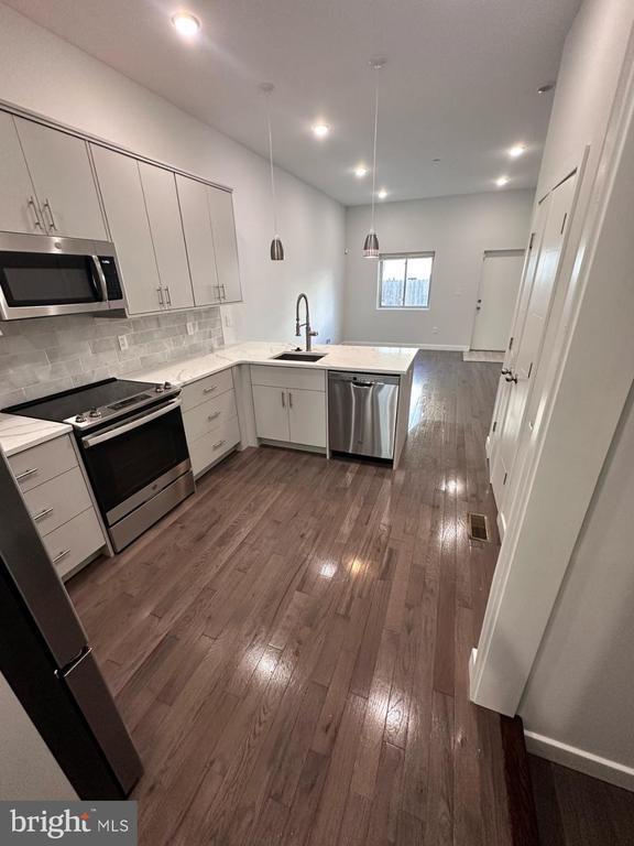 Foto del edificio - 2247 N Franklin St