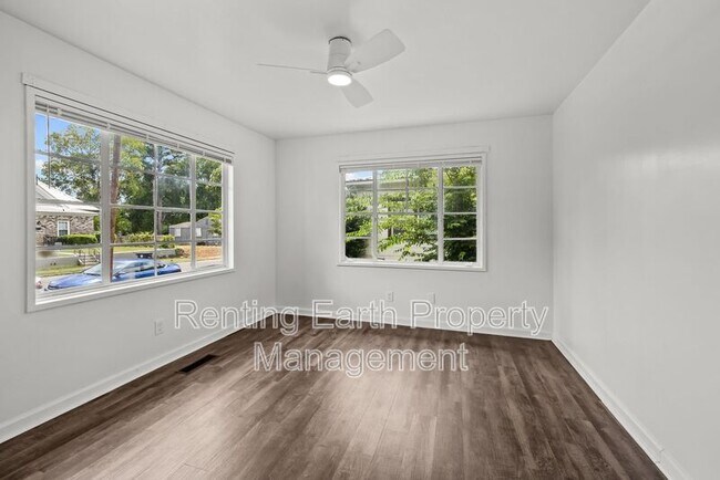 Building Photo - 2124 47th St Ensley