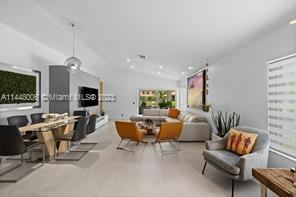 Foto del edificio - 3 br, 2 bath House - 1385 Majesty Ter