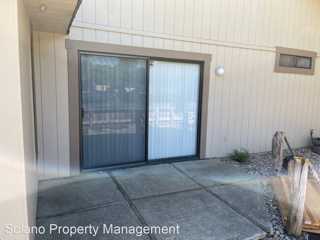 Building Photo - 2 br, 2 bath House - 1222 Grove Circle