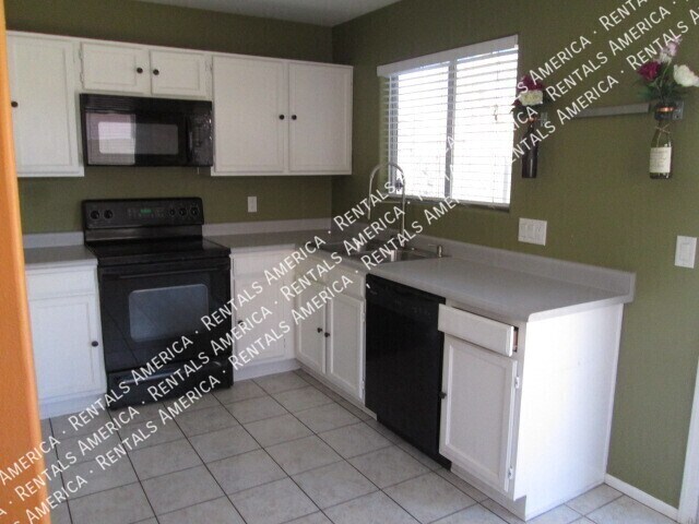 Foto del edificio - 3210 W Abraham Ln