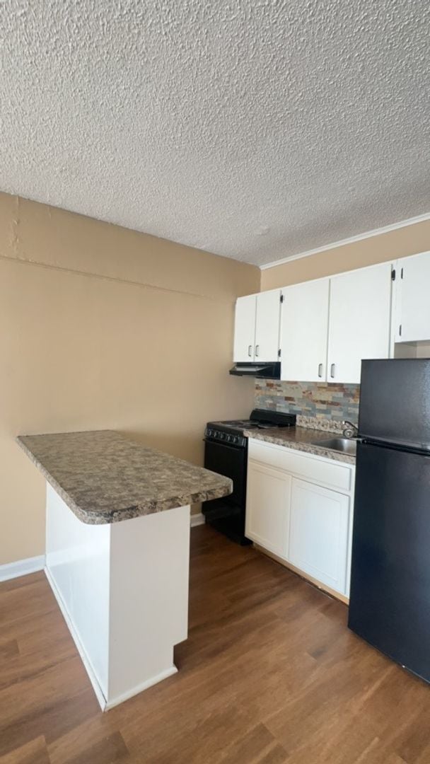 STUDIO UNIT #621 Available NOW!! - STUDIO UNIT #621 Available NOW!! Apartment
