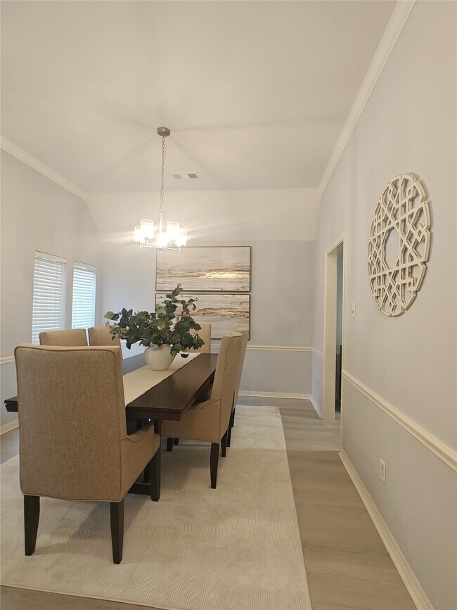 Foto del edificio - 3810 Paigewood Dr