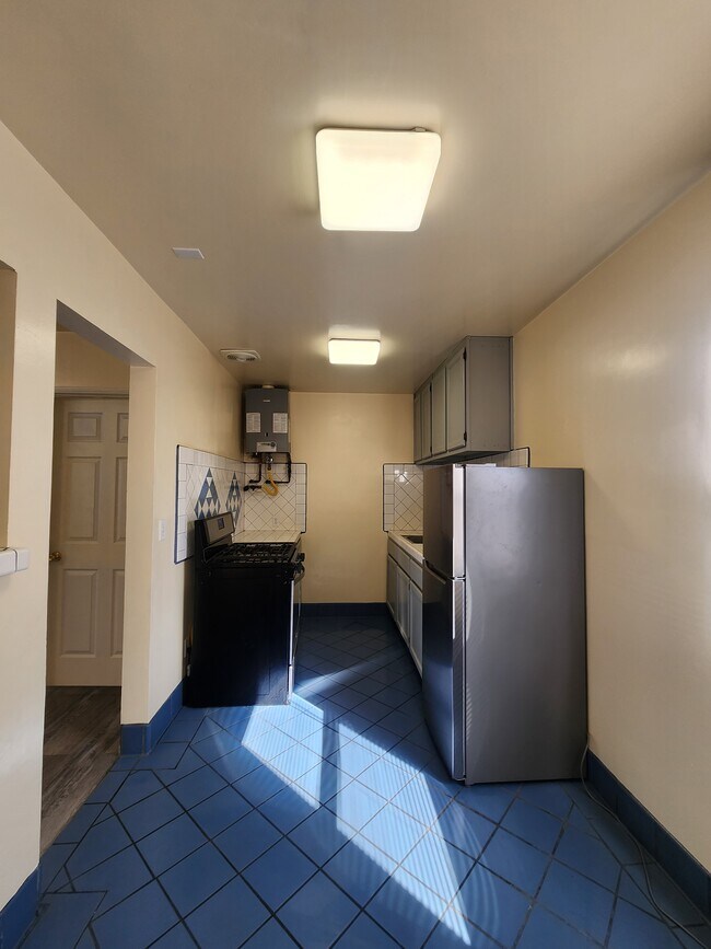 Foto del edificio - 1450 W 220th St