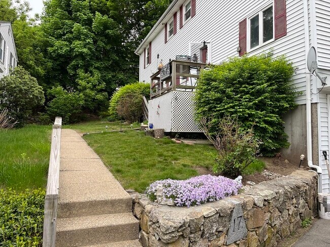 Foto del edificio - 17 Mountain Ave