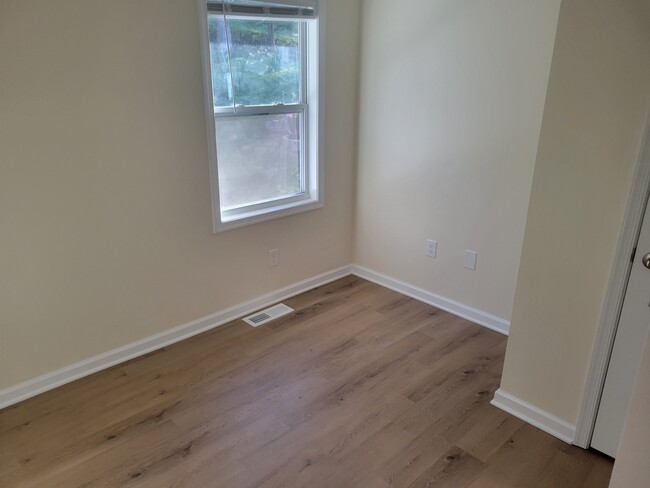 Bedroom 3 - 1424 5th St