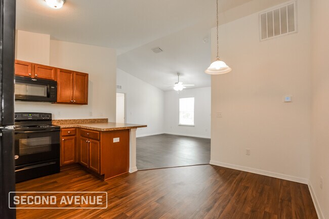 Foto del edificio - 15905 SW 52nd Ave Rd