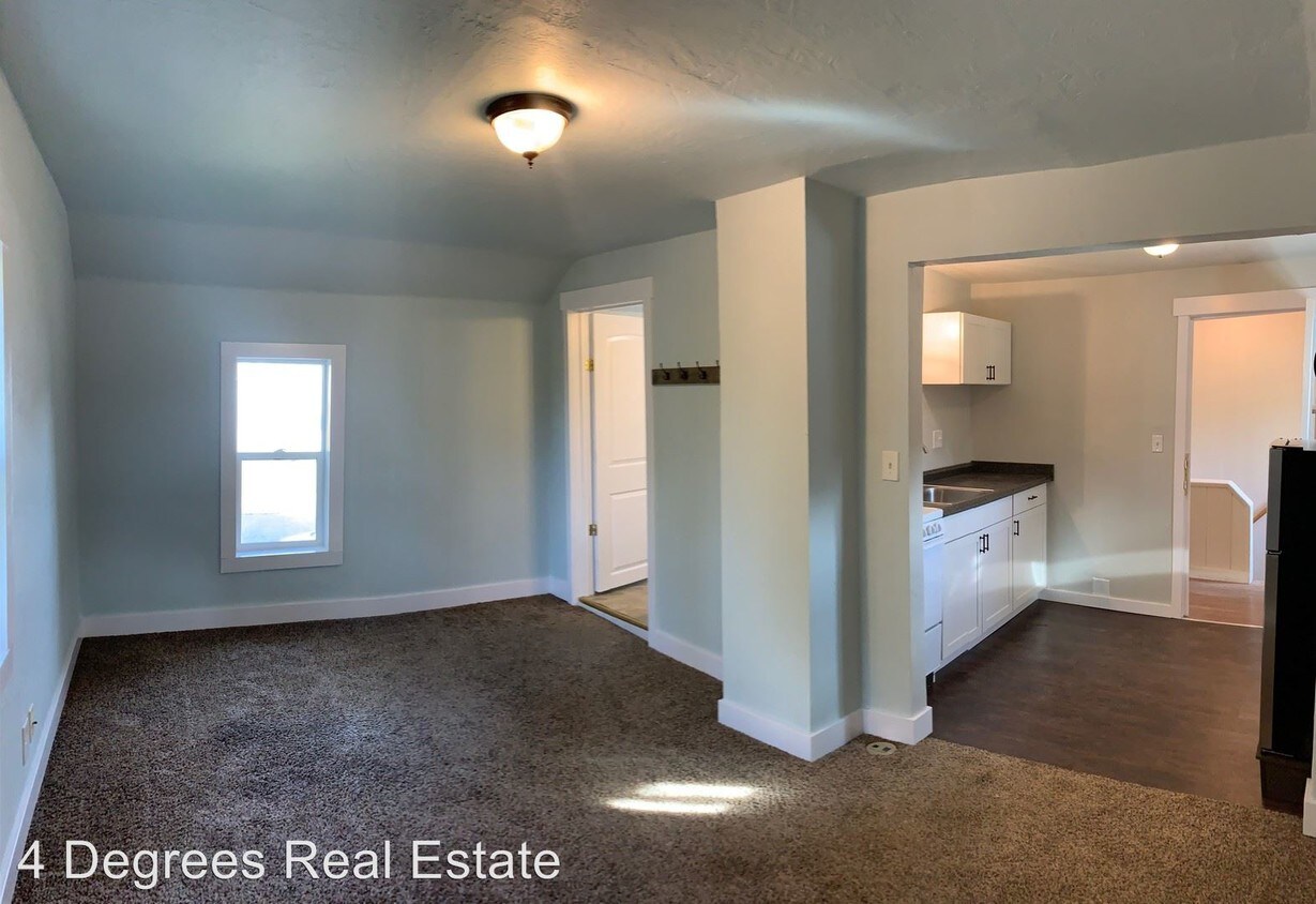 Foto del edificio - 1903 W College Ave