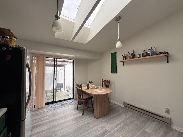 Foto del edificio - 570 Malibu Dr SE