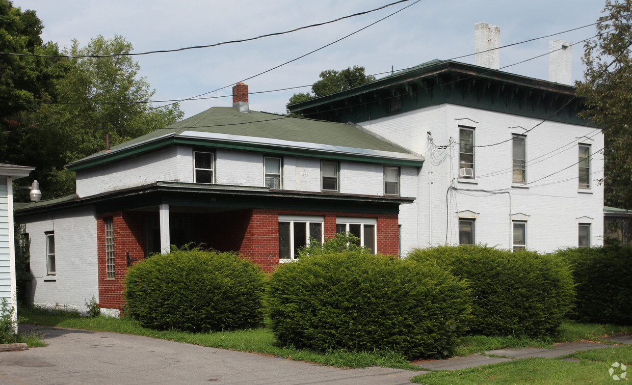 Building Photo - 503 N Washington St
