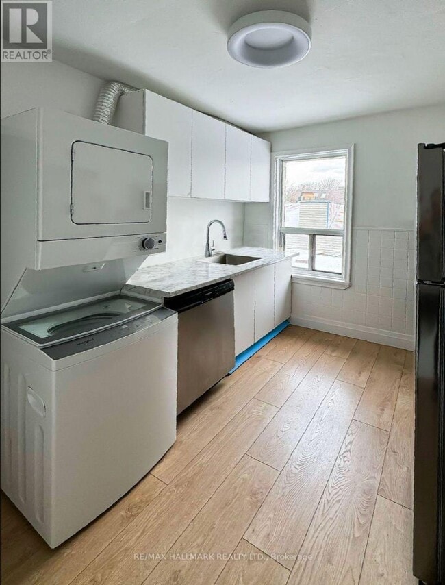 Building Photo - 77 Northcote Ave