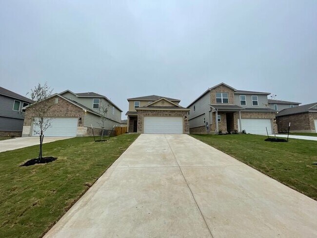 Building Photo - Step Right Up to Savings! | $250 OFF Your First Month’s Rent + Spacious 4-Bed, 2.5-Bath Home with...