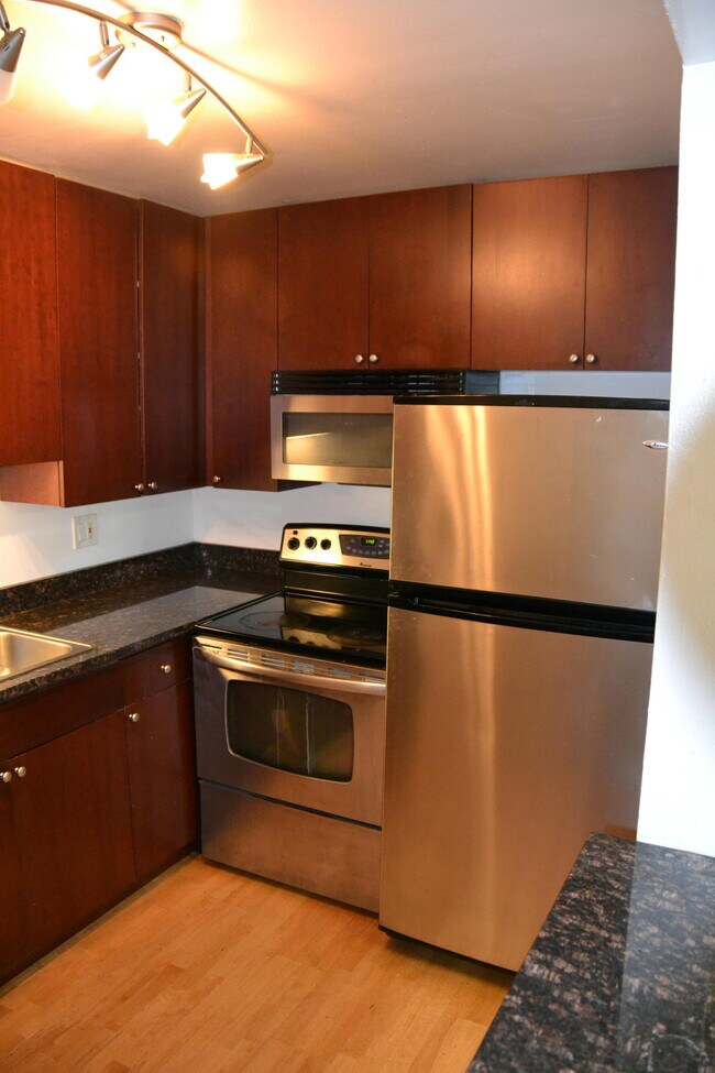 Foto del edificio - 522 E Spruce Dr