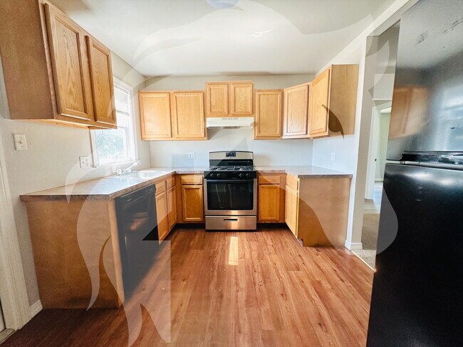 Foto del edificio - "Charming 2-Bedroom Home in Woodward – You...
