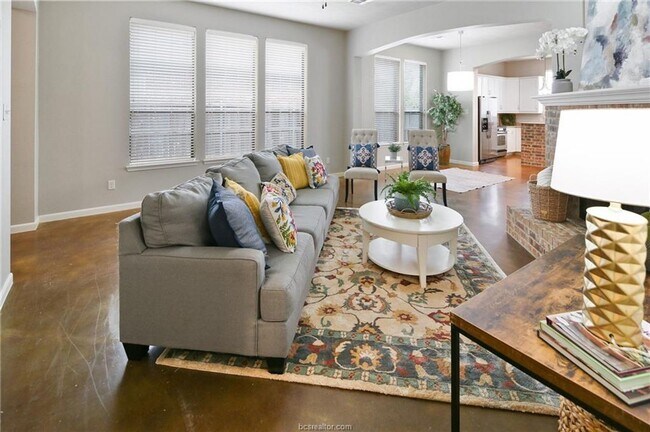 Foto del edificio - Available April! 3 Bed, 3 Bath in Castle Rock