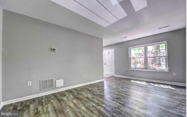 Building Photo - 2226 Gunsmith Square