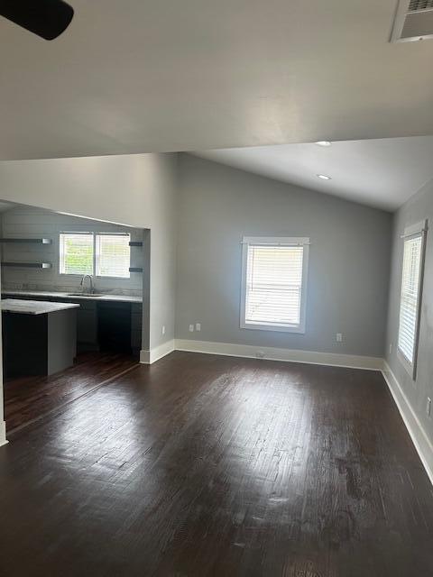 Foto del edificio - 860 Harle Ave NW