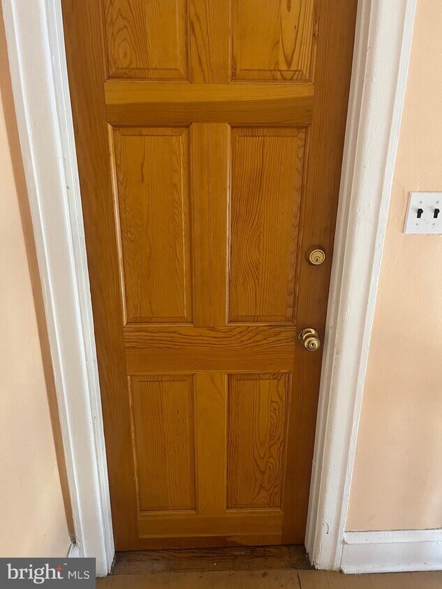 4927 Wissahickon Ave Unit 2ND FLR, Philadelphia, PA 19144 Room for