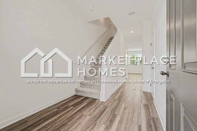 Foto del edificio - 11890 Sylvia St