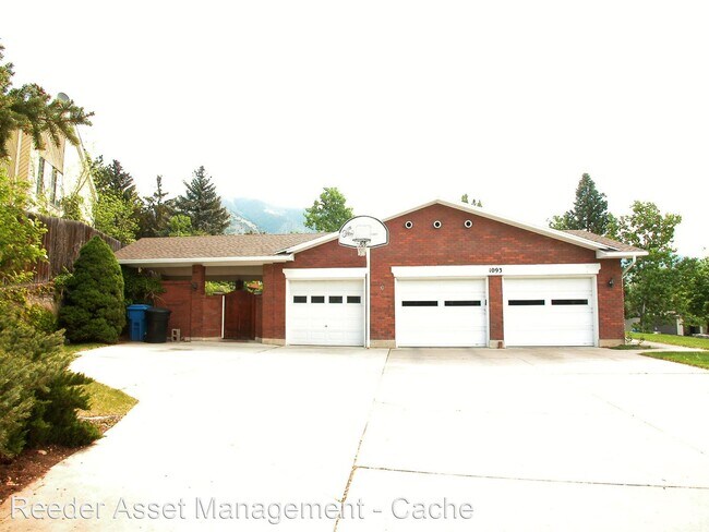Foto del edificio - 4 br, 3 bath House - 1093 Lamplighter Drive