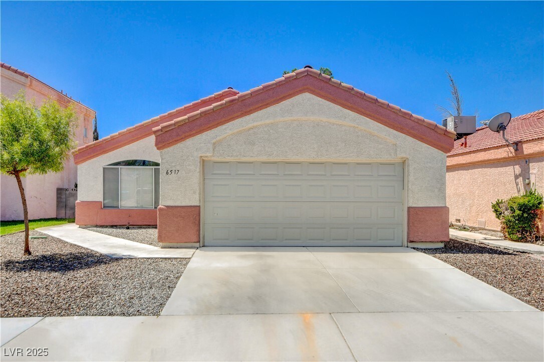 Foto principal - 6517 Old Oxford Ave