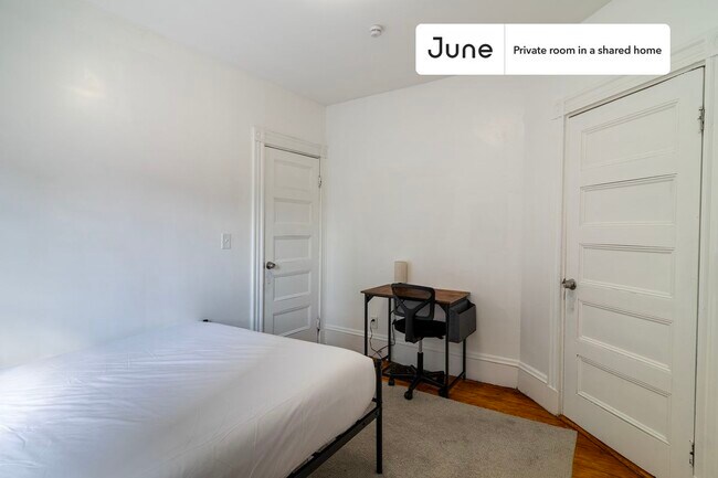 Foto del edificio - Room in Shared 4 bed/1 bath home in JFK/UMass