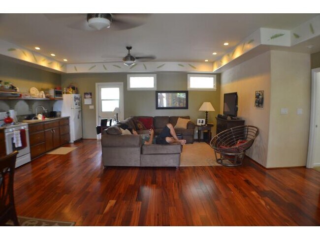 Building Photo - 4 S Kalaheo Ave