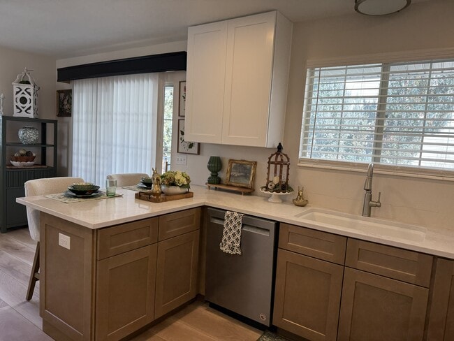 Building Photo - 11713 S Eagle Ridge Dr