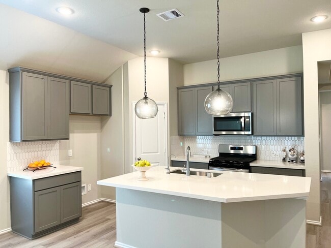 Foto del edificio - 20830 Wilde Redbud Trl